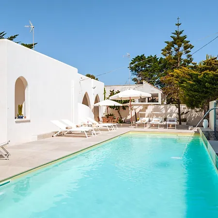 Villa Helloapulia - Olga - Pool And - 150mt From The Sea *